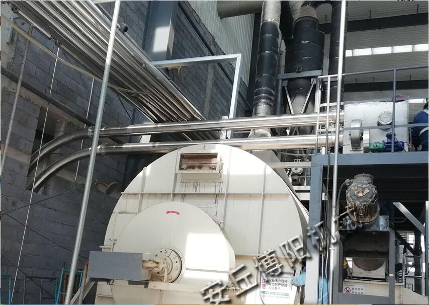 化工行業為什么選擇管鏈式輸送機？